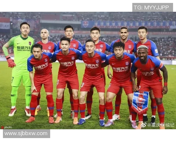 重庆足球队与上海足球队耐力对决赛后分析与总结 重庆足球队与上海足球队耐力对决赛后分析与总结