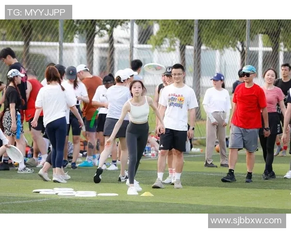 飞盘热潮下的心理素质探讨上海飞盘队面临的争议与挑战 飞盘热潮下的心理素质探讨上海飞盘队面临的争议与挑战