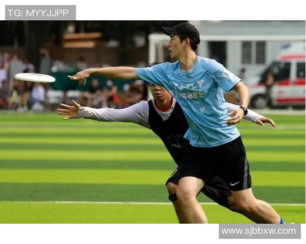 飞盘竞技的魅力与挑战:深入探讨北京飞盘队的战术与控制力 飞盘竞技的魅力与挑战:深入探讨北京飞盘队的战术与控制力