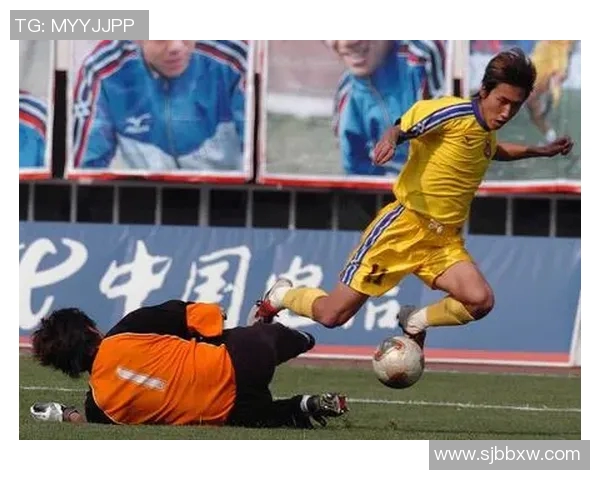 陈军畅谈足球生涯与成长历程的点滴回顾与感悟