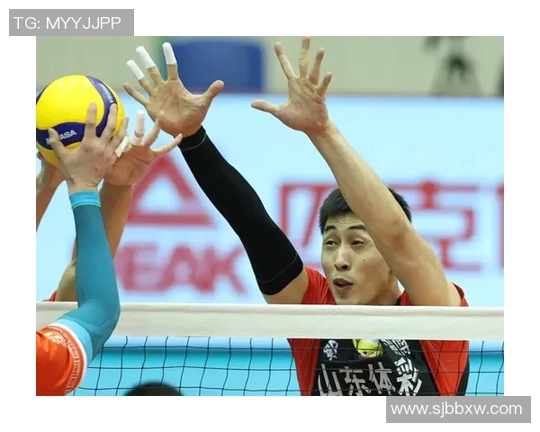 亚预赛激战在即中国香港迎战强敌朝鲜球队全力以赴争取胜利