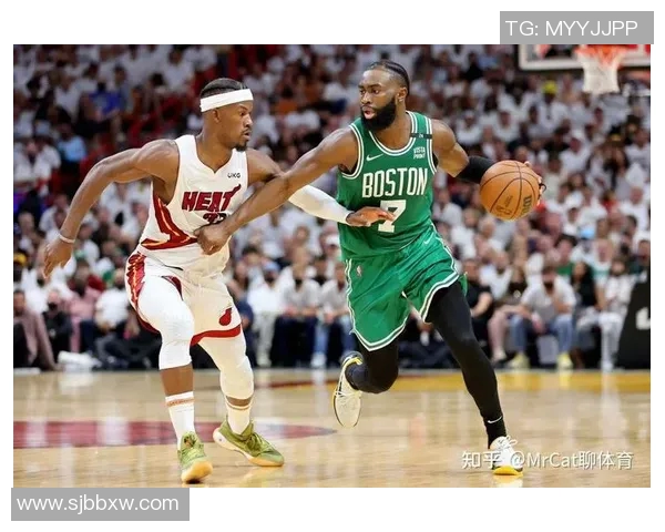 凯尔特人与热火的激烈对决分析与精彩瞬间回顾