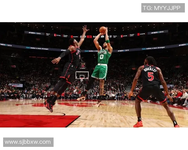 凯尔特人对阵猛龙精彩瞬间回顾与比赛照片分享