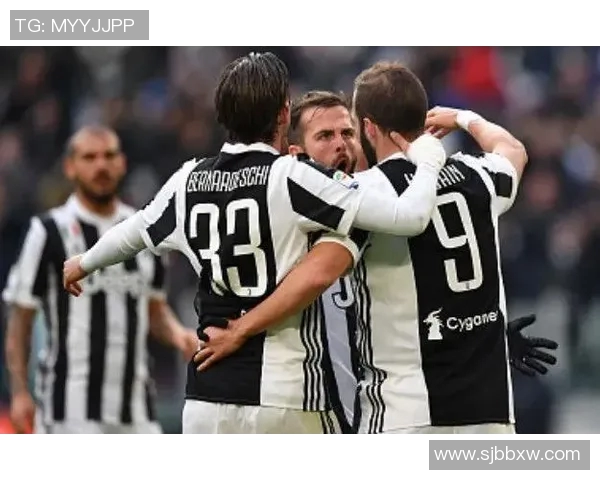 基迪纳摩与尤文图斯首发阵容对比分析及战术解读