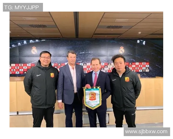 武汉卓尔迎战新疆队期待精彩对决双方球员全力以赴争取胜利 武汉卓尔迎战新疆队期待精彩对决双方球员全力以赴争取胜利