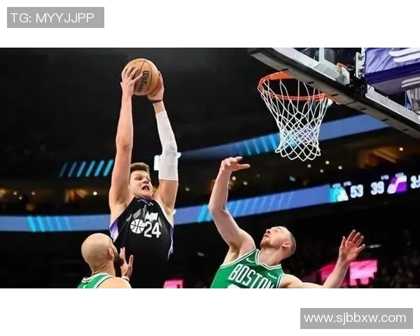 沃克凯斯勒在NBA赛场崭露头角展现出色防守与进攻潜力 沃克凯斯勒在NBA赛场崭露头角展现出色防守与进攻潜力